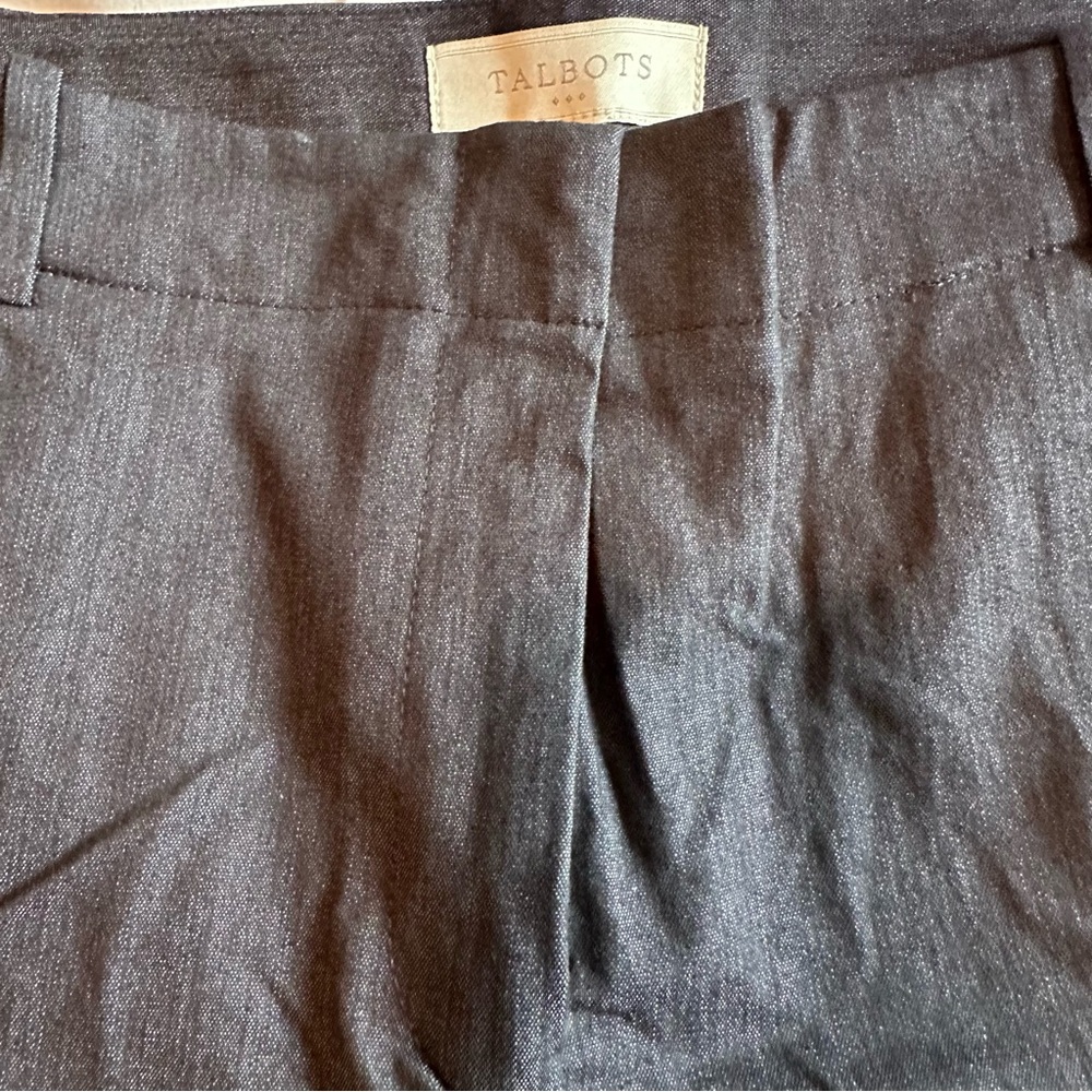 Talbots NWT Chambray Bermuda Shorts Size 14 - Picture 10 of 12